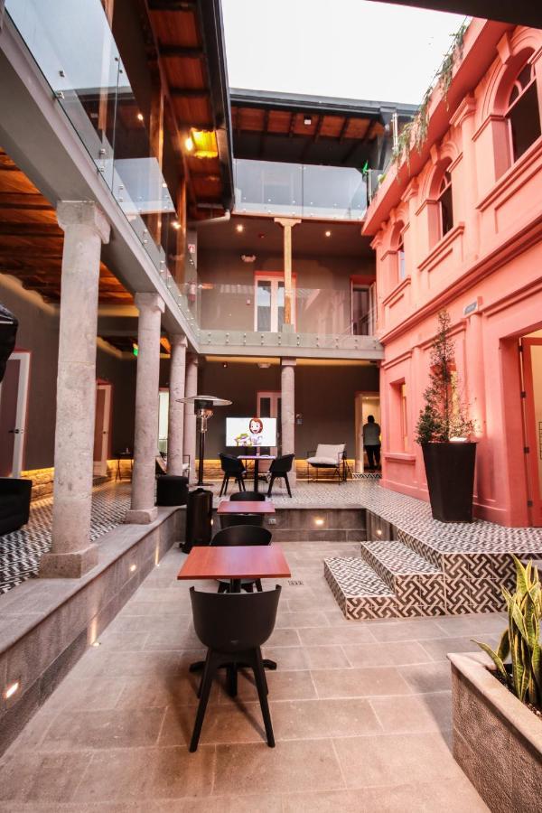 Casa Anabela Hotel Boutique Quito Exterior photo